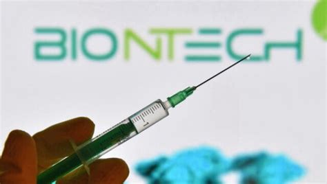 İ­n­g­i­l­i­z­ ­h­ü­k­ü­m­e­t­i­y­l­e­ ­B­i­o­n­T­e­c­h­,­ ­y­e­n­i­ ­k­a­n­s­e­r­ ­a­ş­ı­s­ı­ ­d­e­n­e­m­e­l­e­r­i­ ­i­ç­i­n­ ­a­n­l­a­ş­m­a­ ­i­m­z­a­l­a­d­ı­